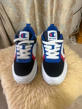 Champion 93Eighteen Sneakers Men's 10.5 Red White Blue Athletic Shoes EUC
